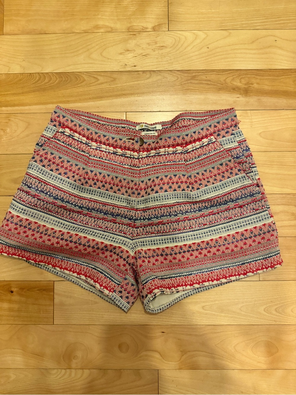 Tweed pink short